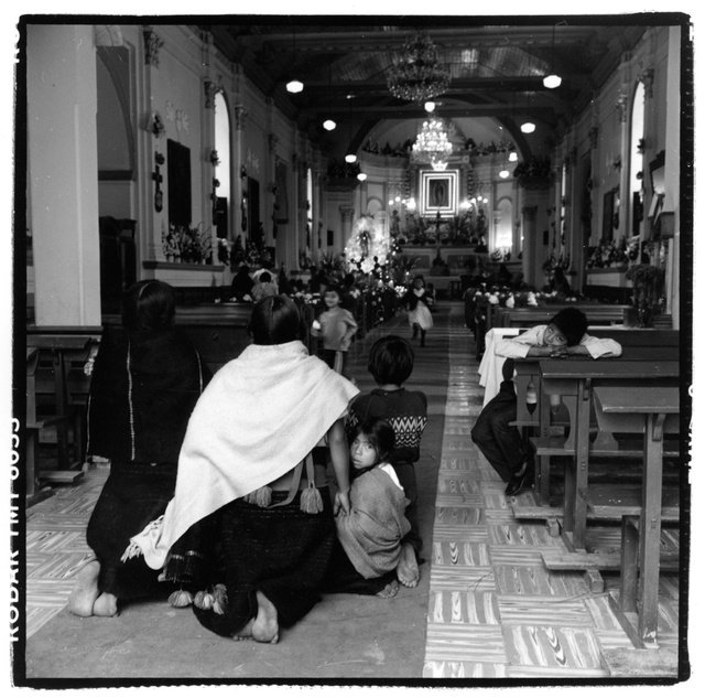 Mex., inside church227.jpg