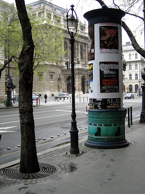 Knopfler, Seal & Queen posters on Andrassy Ut VB.JPG