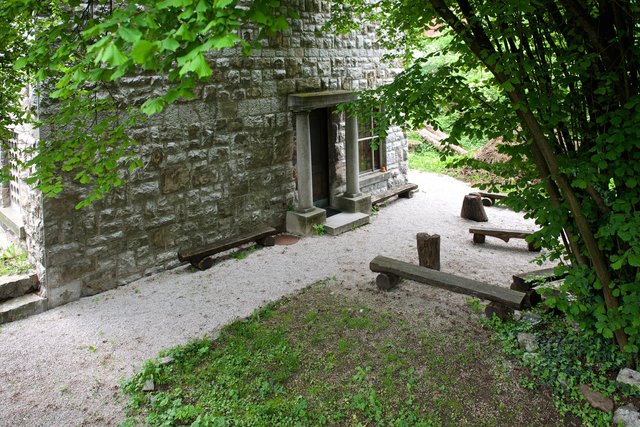 4AR_8705 - Version 2.jpg