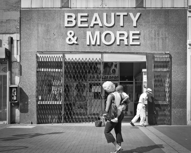 BEAUTY & MORE