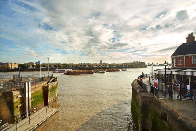 River Thames from Limehouse Basin