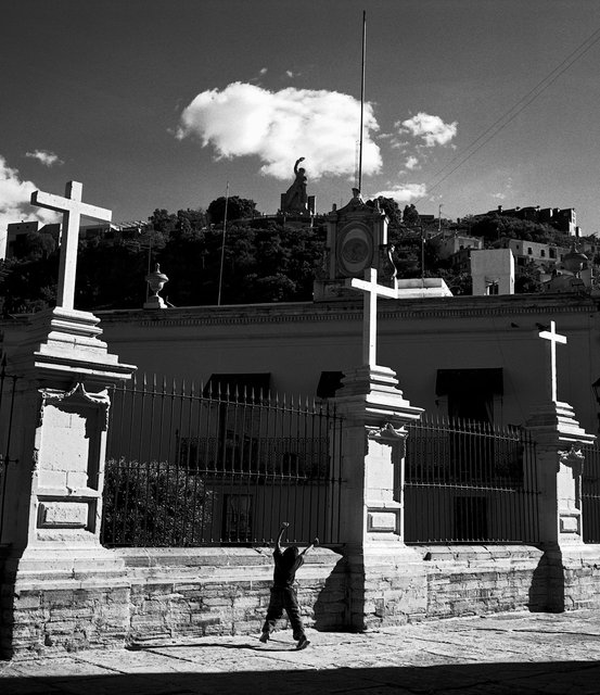 MEX Boy play 3 crosses.jpg