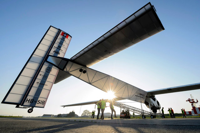 Solar Impulse 2 - 2014