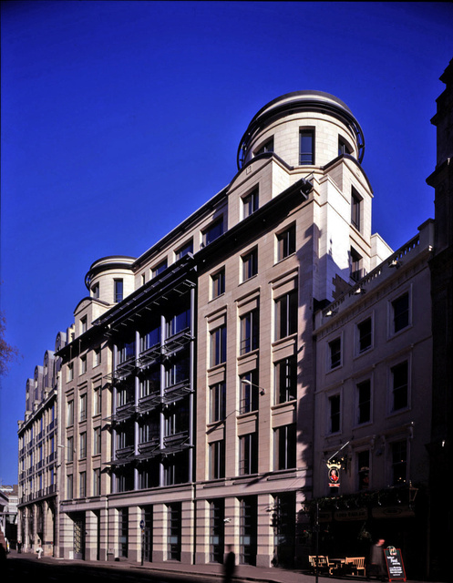 Alder Castle - Aldersgate Facade