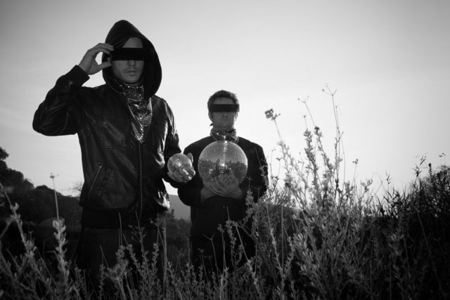 CASSETTE WOLF press shoot