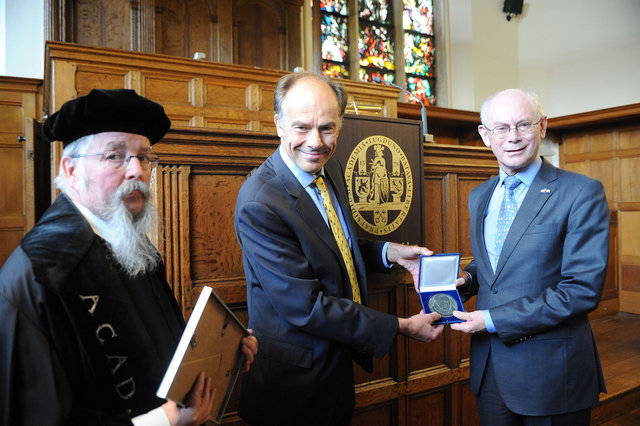 Herman van Rompuy & Karel Stolker Univ. Leiden oktober 2014