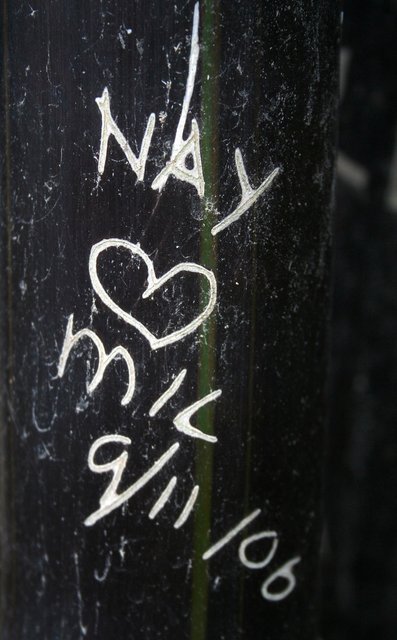 detail of graffiti - Nay loves Mil copy.jpg