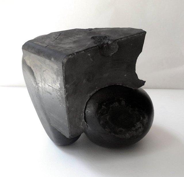 A strange liaison 2025