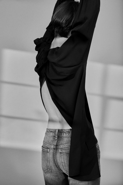 AW19_2012 1.jpg