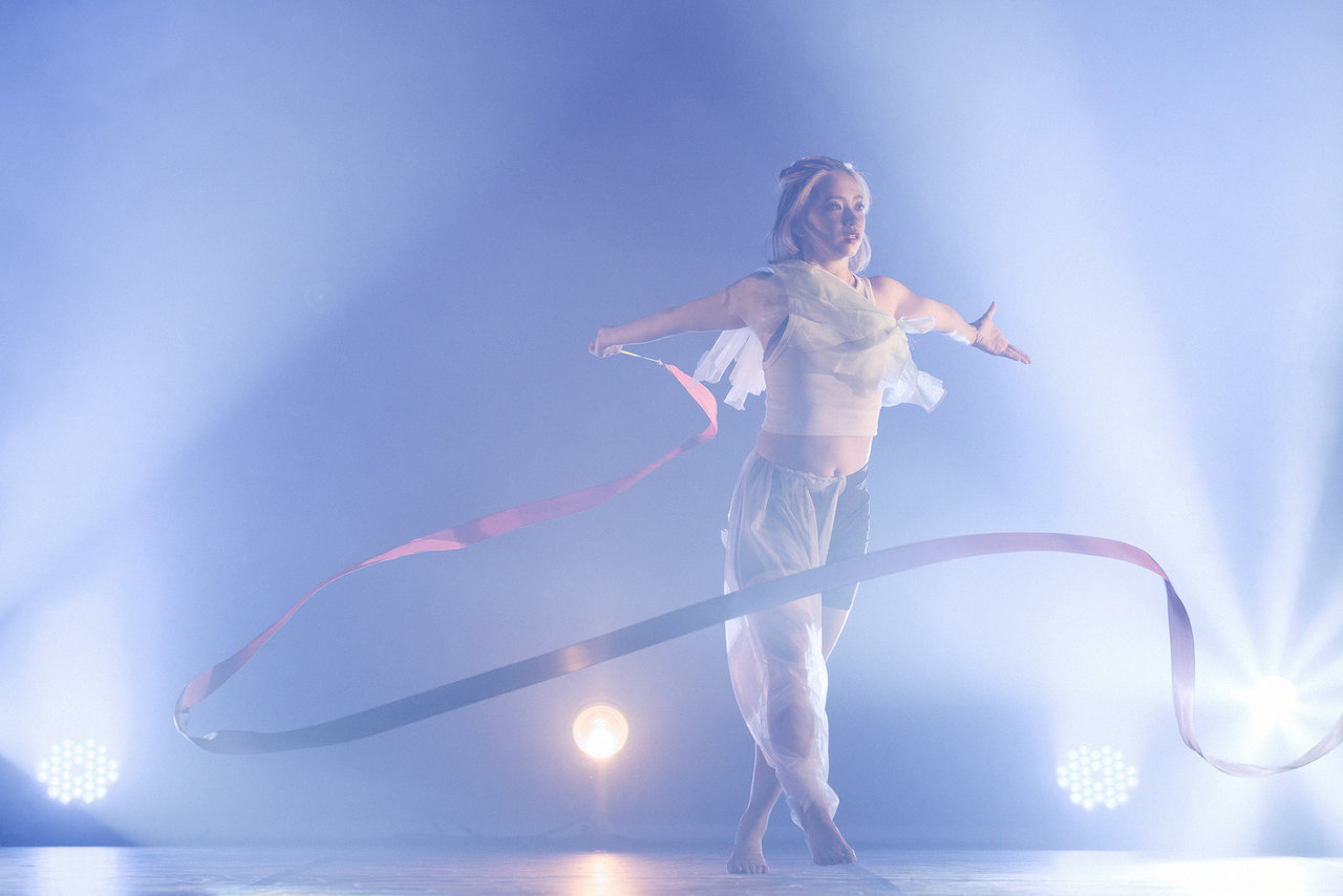 DANCE