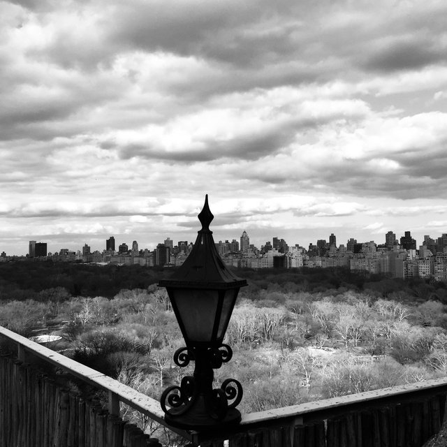 B&W Streetscape Far-5448.jpg