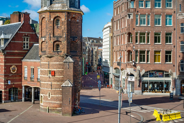 Munttoren, Singel, Kalverstraat 28 maart 2020 13;45