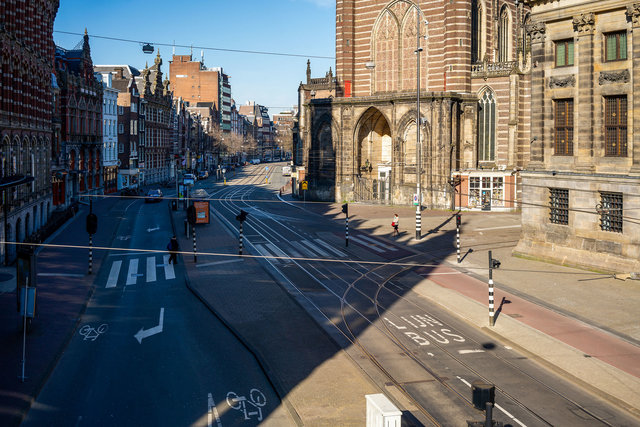 Nieuwezijds voorburgwal 25 maart 2020 15:34
