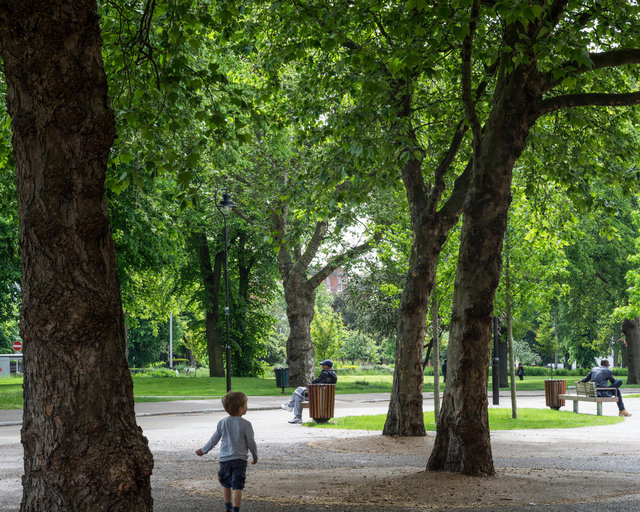 Tottenham Green. Adams and Sutherland Architects