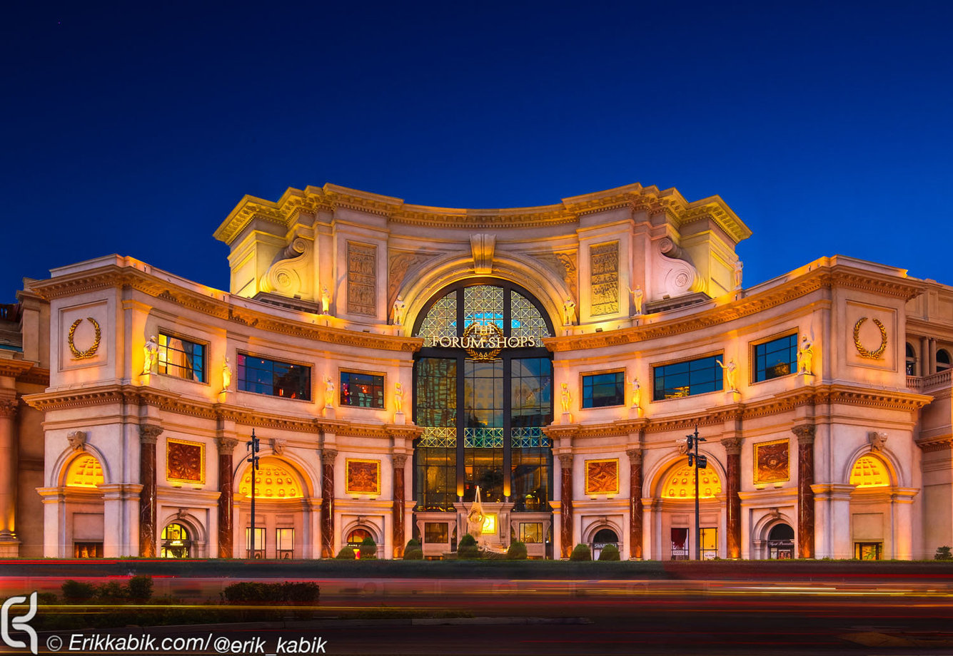 LOUIS VUITTON ~ THE FORUM SHOPS ~ CAESARS PALACE ~ LAS VEGAS NEVADA