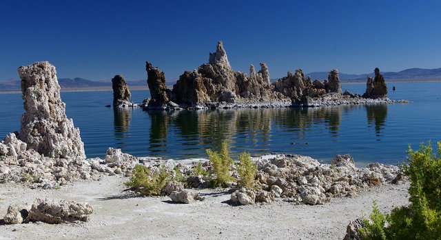 Tufa Towers at Mono Lake (16) VB.JPG