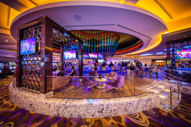 09_21_15_hrh_casino_cent_bar_editorial_kabik-279-LAYERS 2.jpg