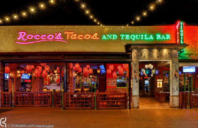 9_TAUBMAN_TAMPA_ROCCOS.jpg