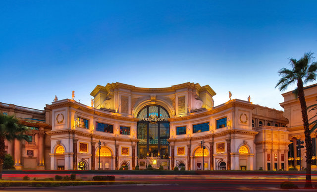 forum_shops_front_strip_-3-2.jpg