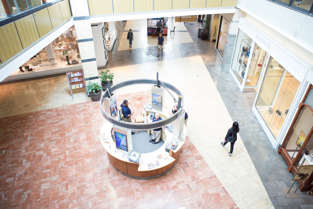 Chesterfield / Premium Outlet