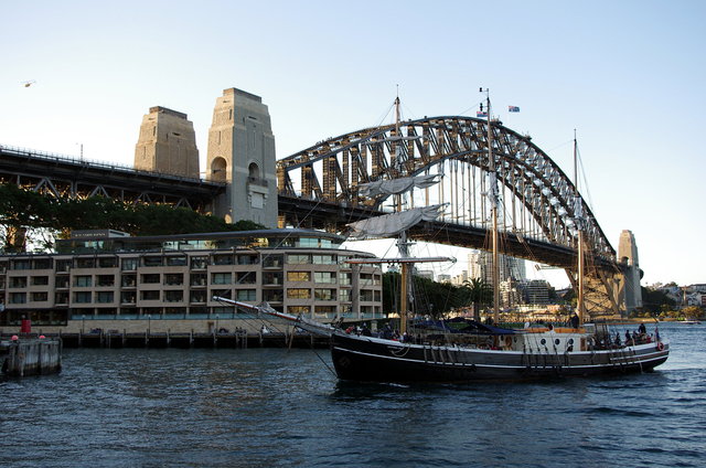 Harbour Bridge from The Rocks (5) VB.jpg