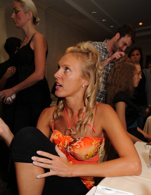 fashionweeksept2009backstage006.JPG