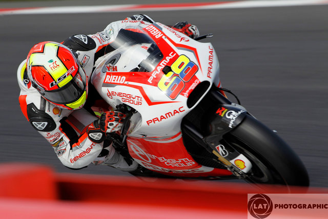 © LAT Photographic
