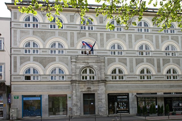 4AR_8786 - Version 2.jpg