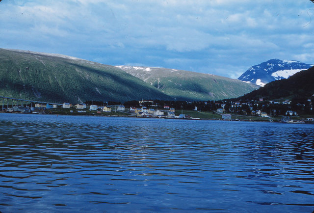 865 (13) Tromsø gezien naar Oosten