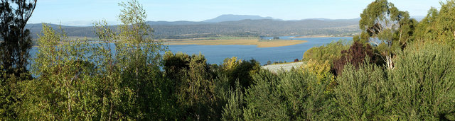 Tamar Ridge Panorama VB.JPG