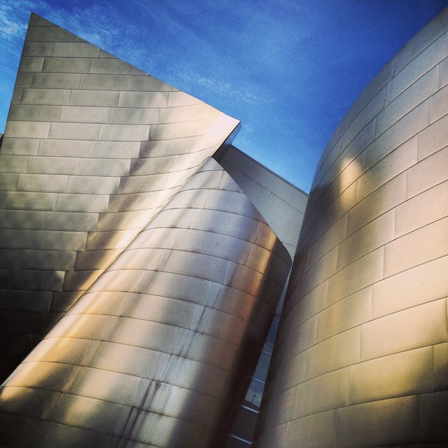 WALT DISNEY CONCERT HALL - GOLD 8