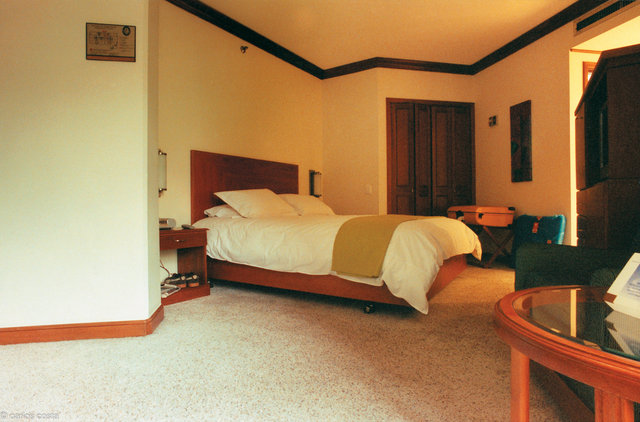 hotel20.jpg