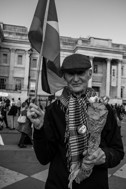 Trafalgar Sq 19.10.24 24 DSCF0830 copy.jpg
