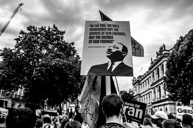 85 b&w DSCF9706-2 copy.jpg