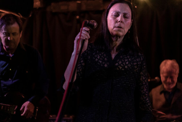 delines 4 IMG_8908.jpg