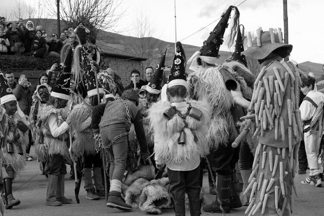 la vijanera saturday pick 2 - 6 b&w crop IMG_9512.jpg