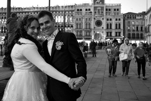 36 venice wed crop clo crop IMG_5595.jpg