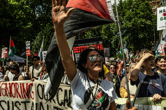 17 col we are the people DSCF9461 copy.jpg