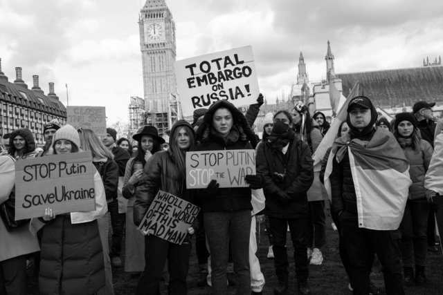 Ukraine Pick 1-96.jpg