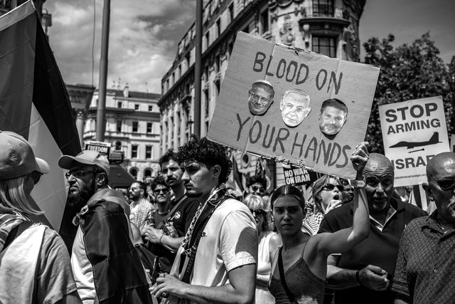 56 b&w DSCF9590 copy.jpg