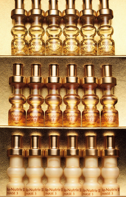 RNHeritage_Vials_FA13_FOGRA.jpg