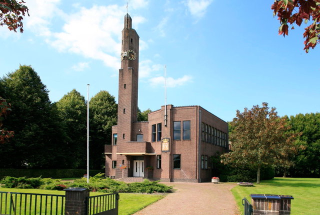 usquert - gemeentehuis berlage