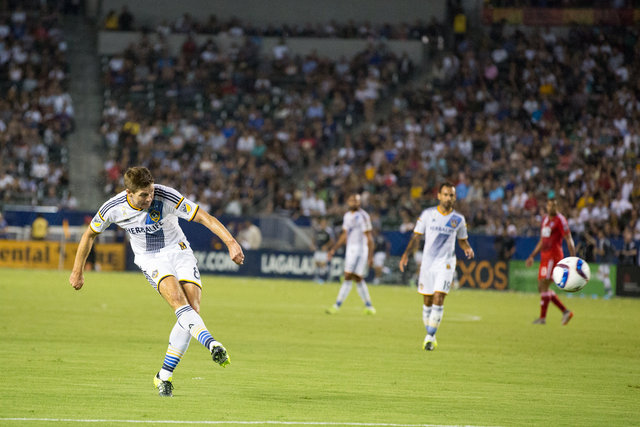 Lena_Galaxy_FC-Dallas_0111.jpg