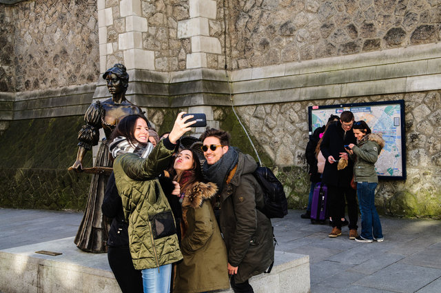 Molly Malone (St Andrew St, Dublin)
