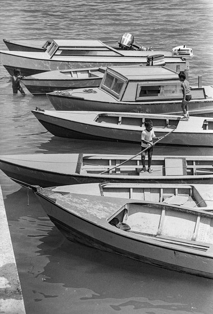 MICRO_boats_003.jpg