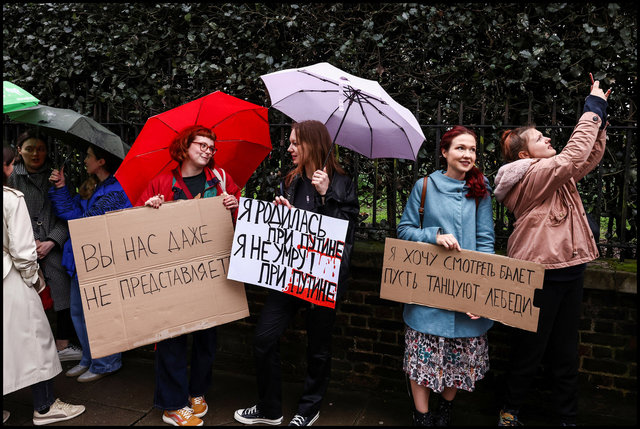 2024-03-17T123539Z_70291914_RC2ON6AP60SV_RTRMADP_3_RUSSIA-ELECTION-BRITAIN (1).JPG