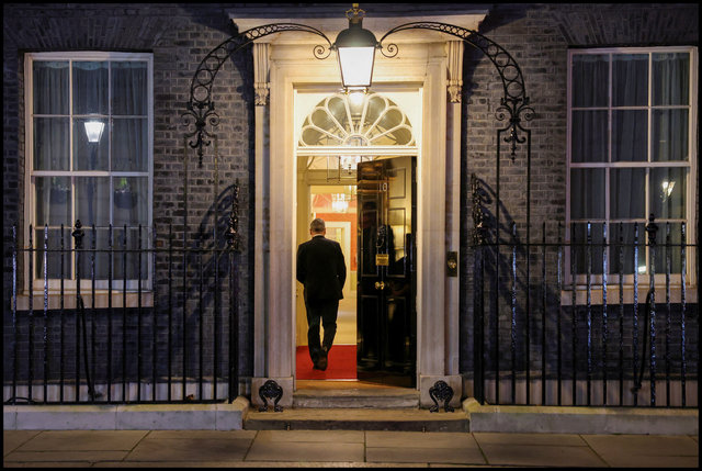 2025-03-01T185403Z_1201203582_RC2I4DA9RB8W_RTRMADP_3_UKRAINE-CRISIS-BRITAIN (1).jpg