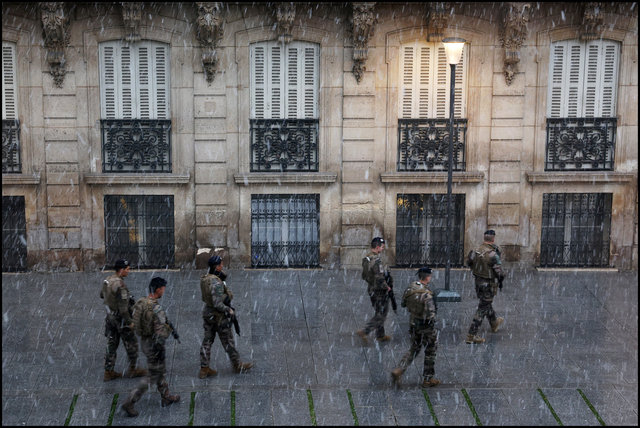 2024-11-21T105441Z_2072799763_RC2M9BA2DBTH_RTRMADP_3_EUROPE-WEATHER-FRANCE-SNOW (1).jpg