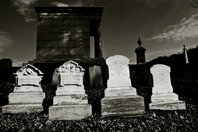 Lillie Family Graves, North Adams