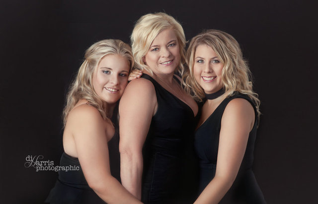 LEANNE, VANESSA & CLAIRE-40.jpg